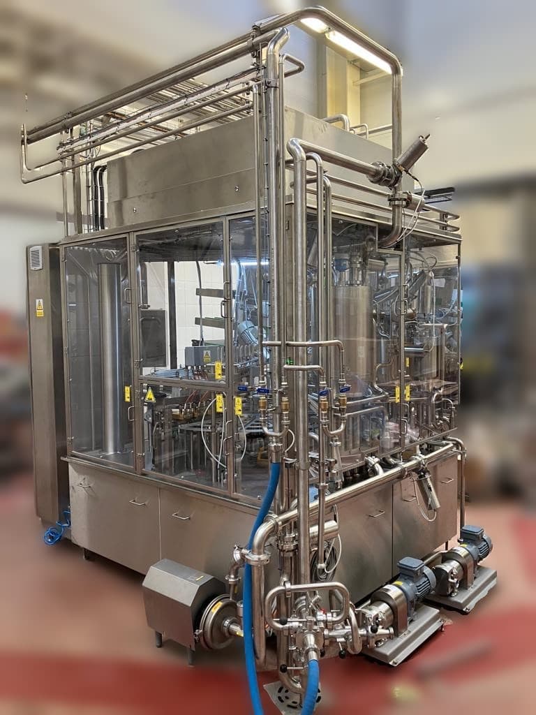 Plnící a uzavírací stroje